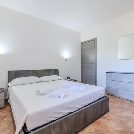 The House By The Sea- Ad Group Apartamento Olbia