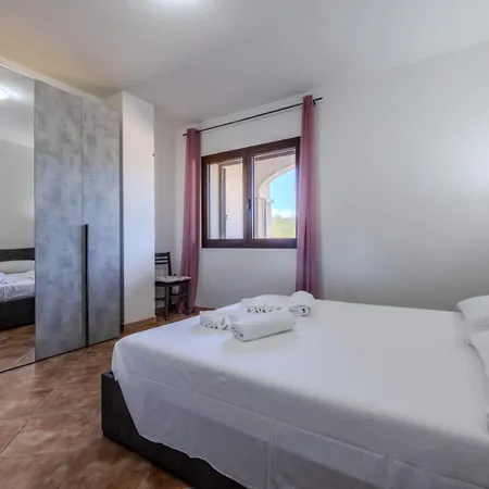 The House By The Sea- Ad Group Apartamento Olbia