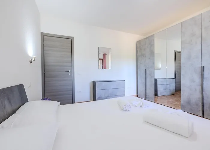 The House By The Sea- Ad Group Appartement