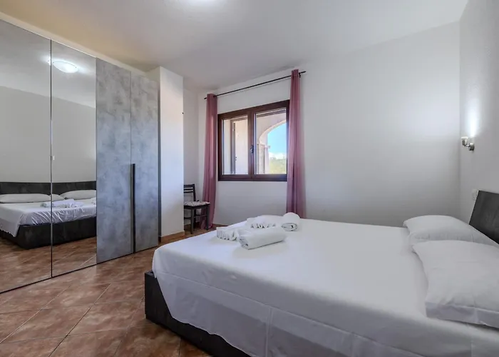 The House By The Sea- Ad Group Apartman Olbia